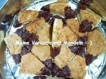 Rezept: Mini Amaretto-Nußecken Bild Nr. 2 Mini Amaretto-Nußecken - Rezept - Bild Nr. 2