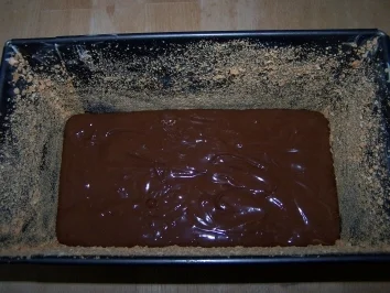 Rezept: Amaretto-Kirsch-Kuchen Bild Nr. 6 Amaretto-Kirsch-Kuchen - Rezept - Bild Nr. 6