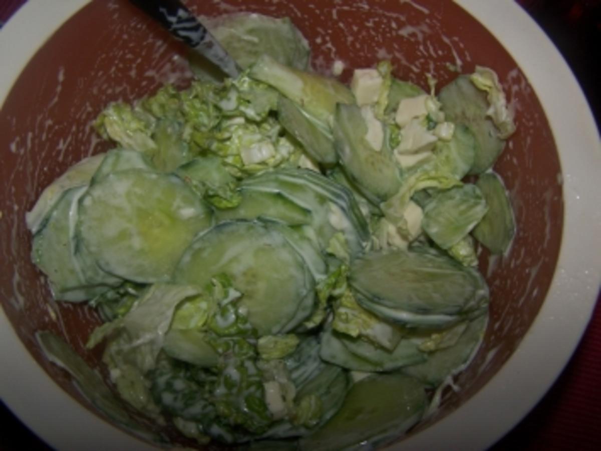 Bunter Salat mit Mozarella - Rezept