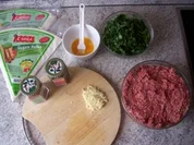 Teigrollen mir Rinder und Lammfleisch - Börek - Rezept