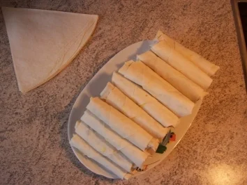 Teigrollen mir Rinder und Lammfleisch - Börek - Rezept