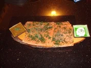 Hausgemachter GRAVED LACHS mit zweierlei Saucen - Rezept