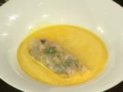 Karotten-Orangensuppe mit Garnelen im Reisblatt (Isabel Edvardsson) - Rezept