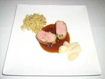 Rezept: Lammrücken in Kräutern mit karamellisierten Artischocken und Basilikumknöpfle Lammrücken in Kräutern mit karamellisierten Artischocken und Basilikumknöpfle - Rezept