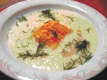 Sellerieschaum mit Lachseinlage - Rezept