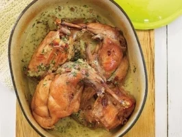 Kaninchen mit  Küchenkräutern - Rezept