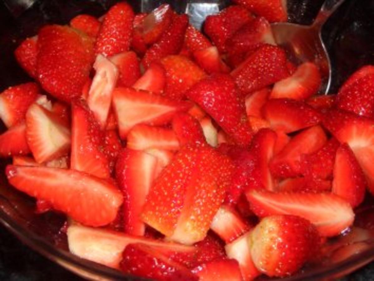 Dessert : Marinierte Erdbeeren - Rezept