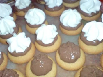 Rezept: Schmätzchen Bild Nr. 2 Schmätzchen - Rezept - Bild Nr. 2