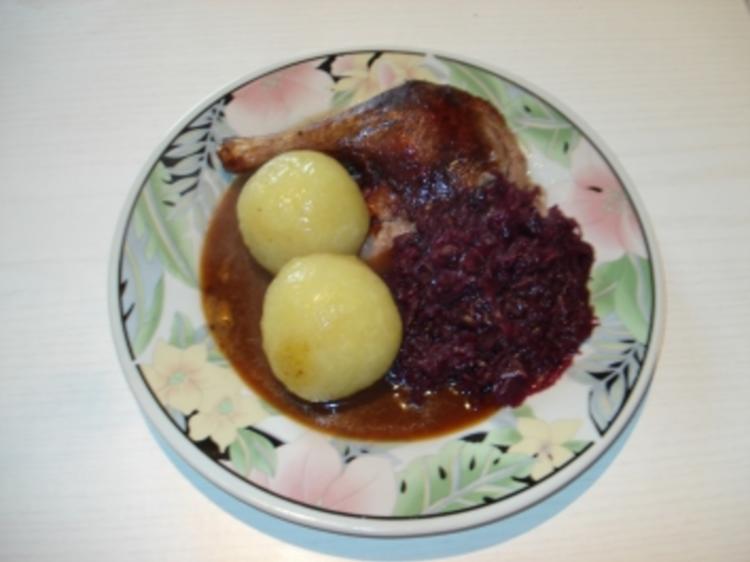 Ente mit Hackfleischfüllung - Rezept mit Bild - kochbar.de