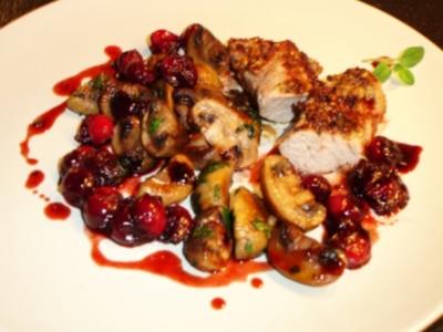 Krustiges Spanferkelfilet mit Cranberries und Pilzen - Rezept