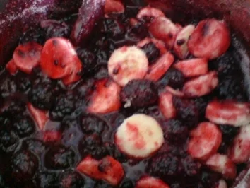 Brombeermarmelade mit Banane - Rezept
