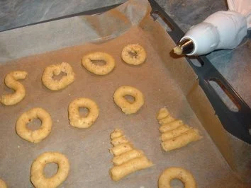 Spritzgebäck-nach dem Rezept der Mutter meiner Freundin - Rezept - Bild Nr. 6