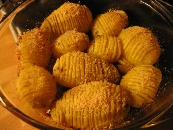 Rezept: Ofenkartoffeln mit Parmesan Ofenkartoffeln mit Parmesan - Rezept