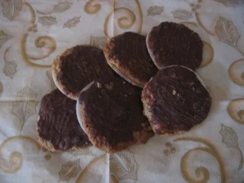 Rezept: Elisenlebkuchen Elisenlebkuchen - Rezept