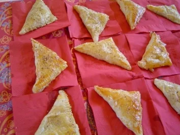 Blätterteigtaschen mit Zwetschgenfüllung - Rezept