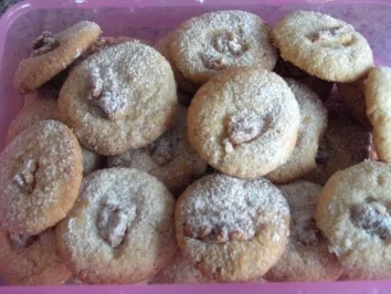 Rezept: Walnuss-Amaretto-Kekse Walnuss-Amaretto-Kekse - Rezept