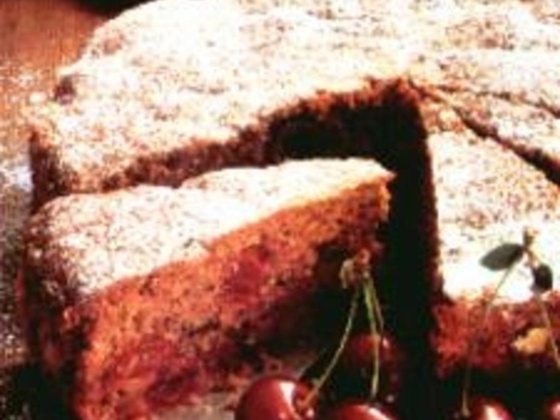 Schwarzer Kirschkuchen - einfach - 415 kcal/100g