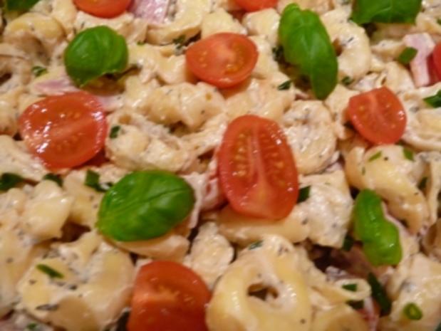 Tortelini-Salat - Rezept mit Bild - kochbar.de