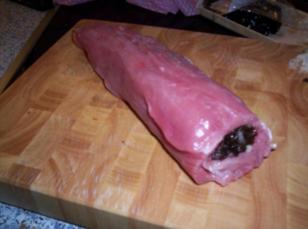 Manu´s Schweinefilet gefüllt mit Pflaumen und Nüssen - Rezept