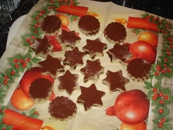 Weihnachtsplätzchen: Spitzbuben und Kakao-Sterne - Rezept