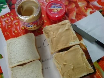 Rezept: FLUFFERNUTTER Bild Nr. 5 FLUFFERNUTTER - Rezept - Bild Nr. 5