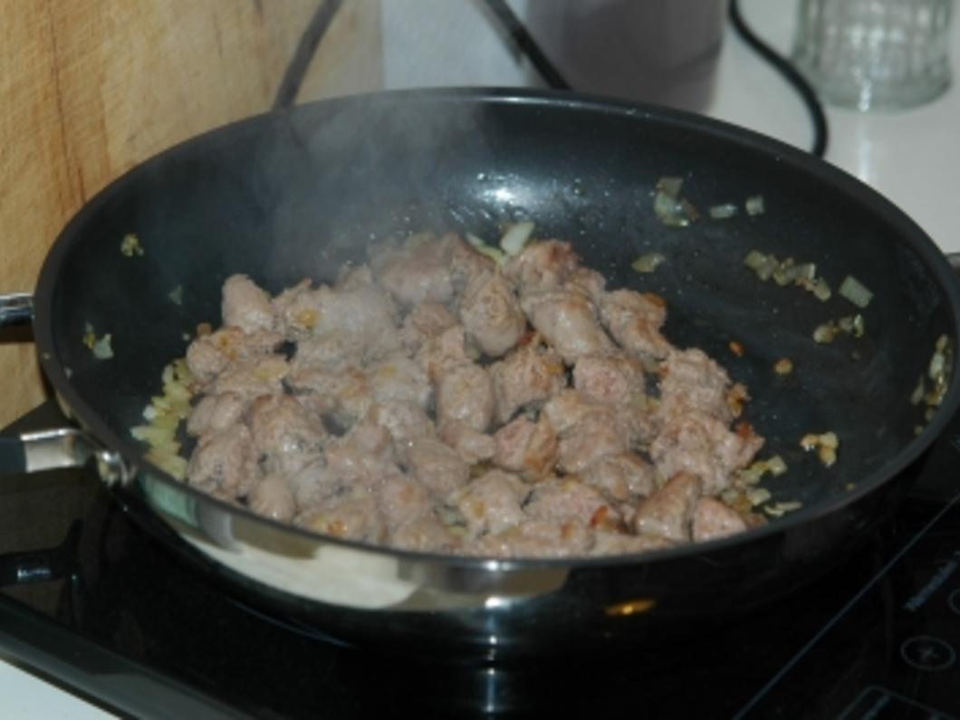 Pasta mit Wirsing und Bratwurstbrät - Rezept - kochbar.de