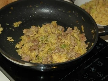 Pasta mit Wirsing und Bratwurstbrät - Rezept