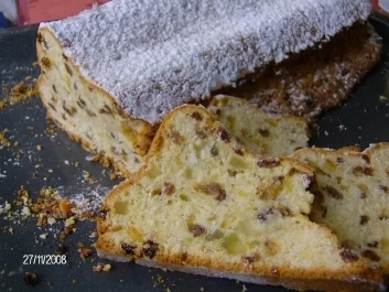 Quarkstollen schnell ,einfach und gut. - Rezept