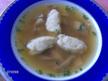 Rezept: Echte Hühnerbrühe - Hausgemacht! Echte Hühnerbrühe - Hausgemacht! - Rezept