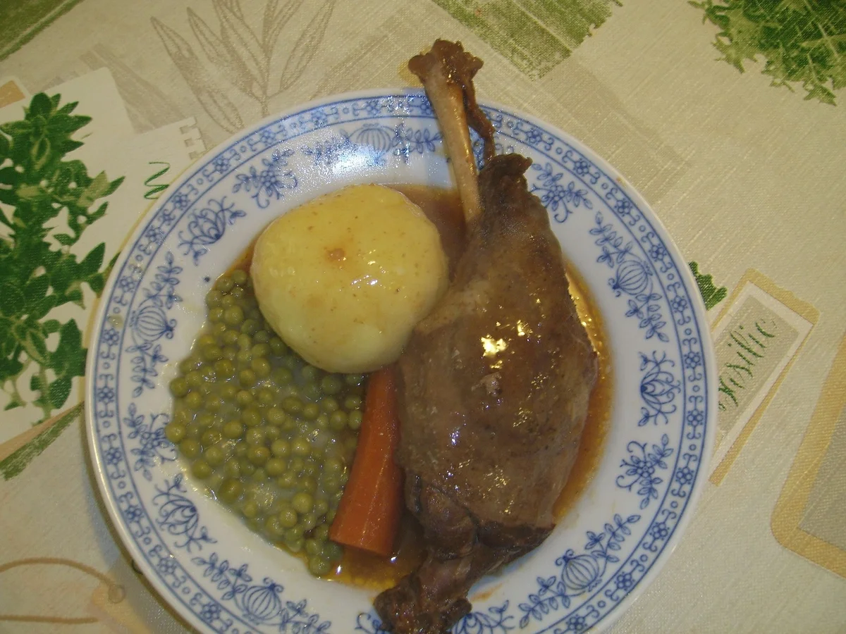 Gänsekeule mit Lebkuchensoße - Rezept - Bild Nr. 2