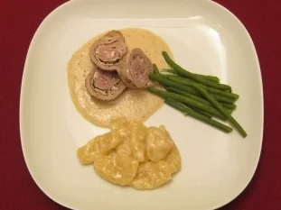 Kalbsroulade an Gnocchi - Rezept