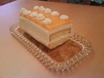 SÜßES: Topfen-Pfirsich-Schnitte - Rezept