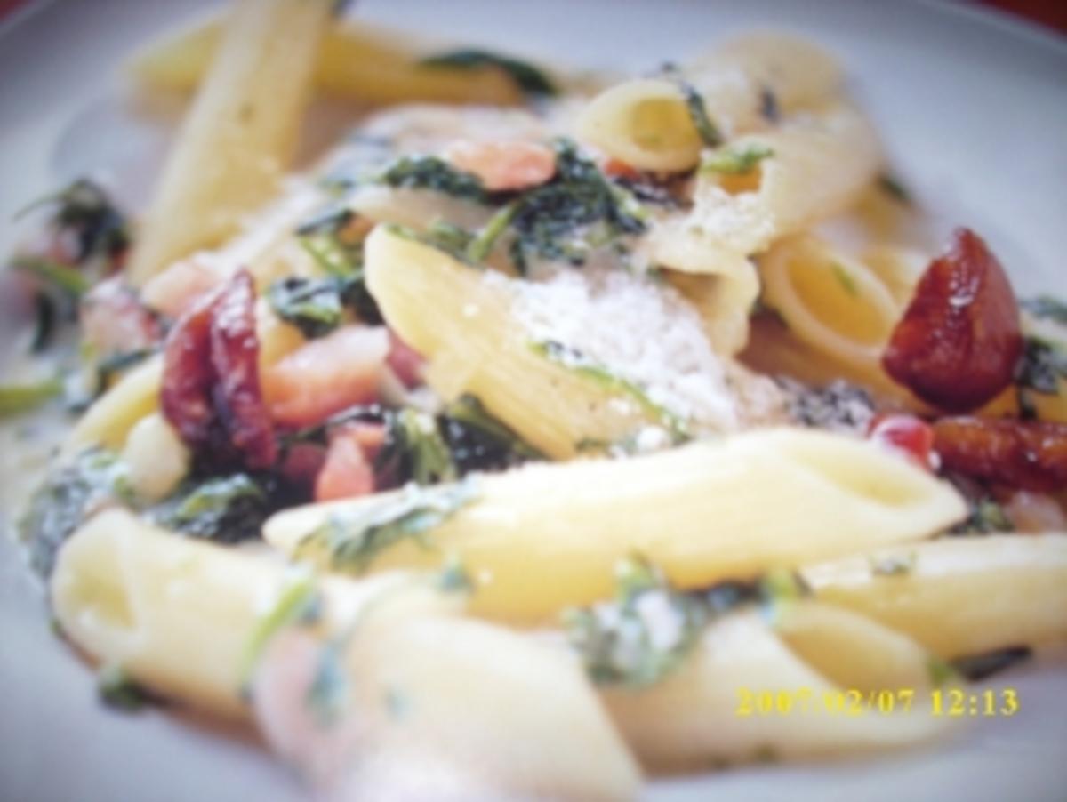 Penne mit Spinat - Rezept mit Bild - kochbar.de