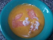 Krebssuppe mit Shrimps und Lachs - Rezept