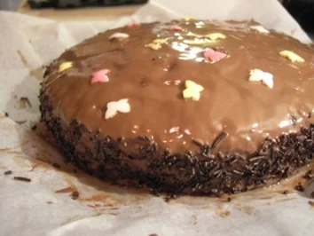 Rezept: Kuchen: Geburtstags-Stern-Torte: klein aber OHO! ;-) Kuchen: Geburtstags-Stern-Torte: klein aber OHO! ;-) - Rezept