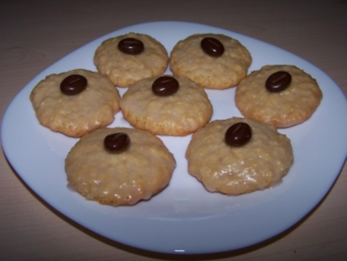 Kokos-Kekse mit Mokkabohnen - Rezept