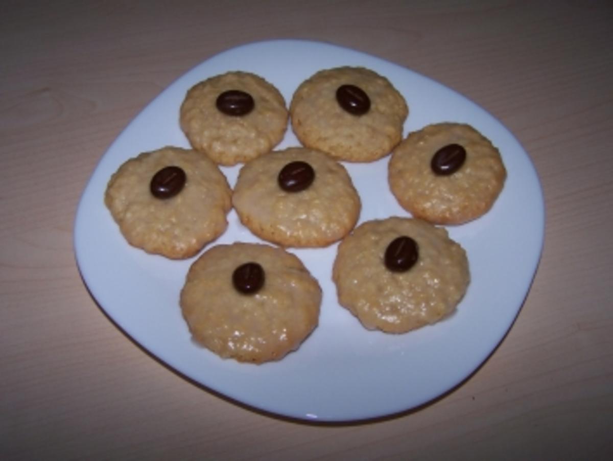 Kokos-Kekse mit Mokkabohnen - Rezept