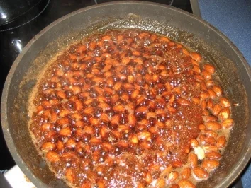 Gebrannte Mandeln wie vom Weihnachtsmarkt - Rezept