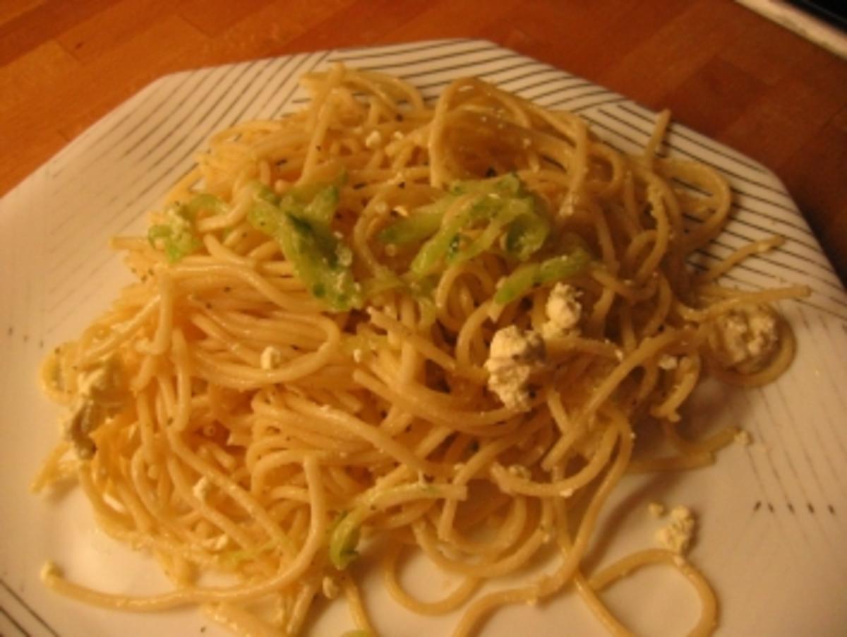 Knoblauch Spaghettisalat - Rezept