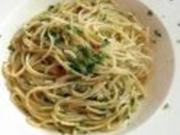 Spaghetti Alio e Olio - Rezept