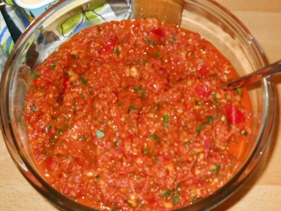 Biber ezmesi - Rezept