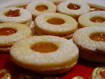 Plätzchen : Marillenringe - Rezept