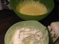 Biskuitroulade mit Pariser Creme - Rezept