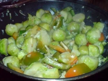 Rosenkohl-Paprika-Topf - Rezept - Bild Nr. 7