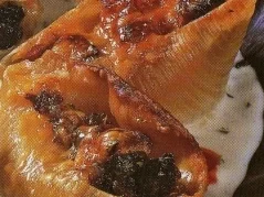 Rezept: Gefüllte Muschelnudeln Gefüllte Muschelnudeln - Rezept