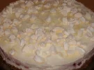Schneeflocken-Torte mit Kirschen - Rezept