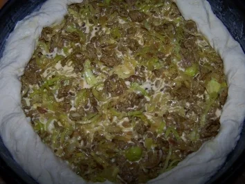 Kartoffel-Wähe mit Curry-Hack - Rezept