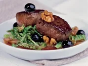 Rehmedaillons mit Nusskohl - Rezept