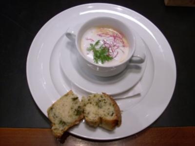 Senfsuppe mit Kartoffel-Kräuter-Brot - Rezept