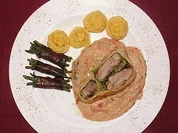 Lammstrudel in Zwiebelsoße mit Butterböhnchen und Herzoginkartoffeln - Rezept - Bild Nr. 8